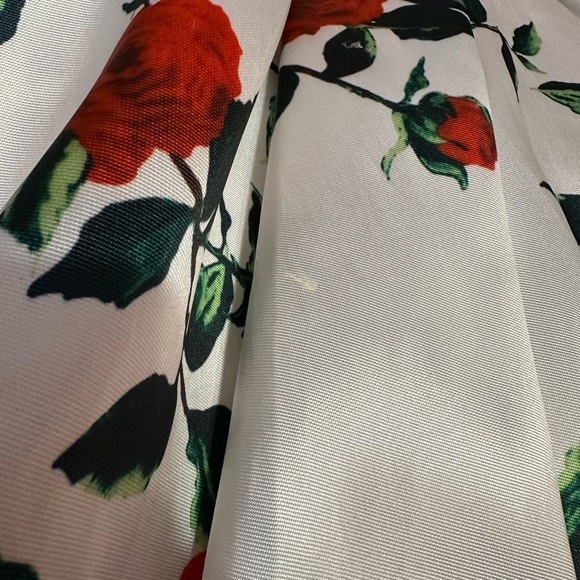 Floral 2 Piece Ball Gown Prom Dress Size 6 - Picture 7 of 9